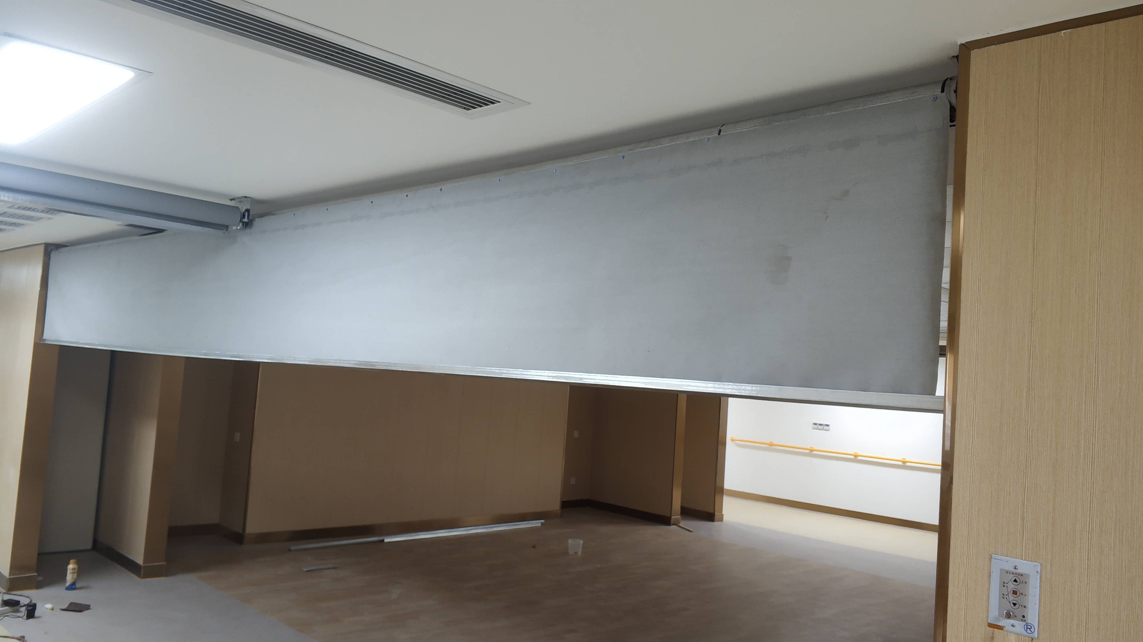 挡烟垂壁下垂高度、距地距离等设计细节问题